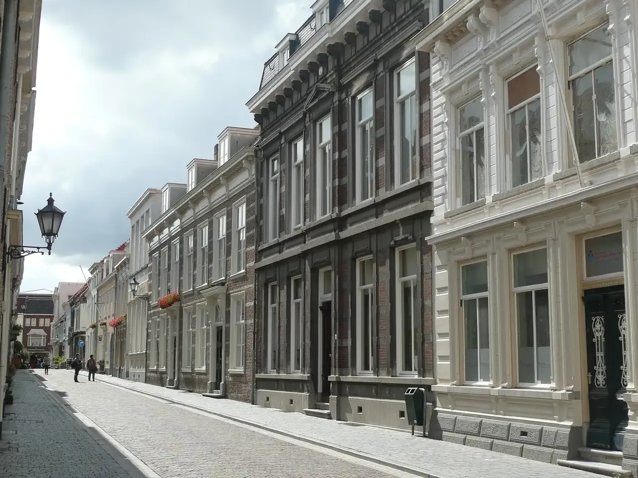 Uitgaan in Bergen op Zoom: Bars, clubs en meer
